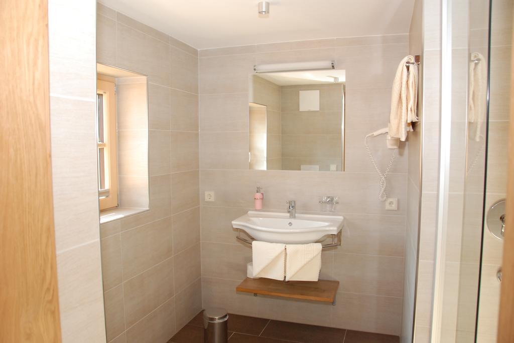 Hotel Gasthof Erbhof Anderlhof Leogang Kamer foto